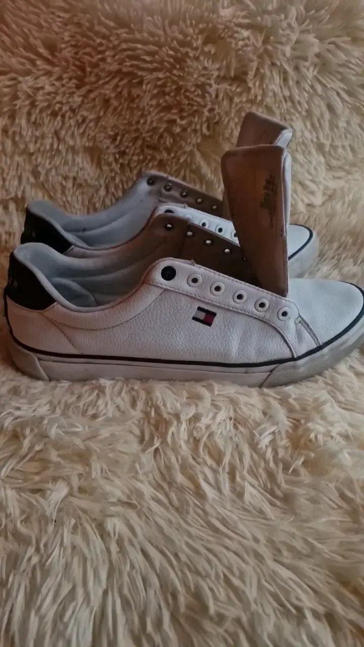 Zapatillas blancas Tommy Hilfiger para hombre - 1