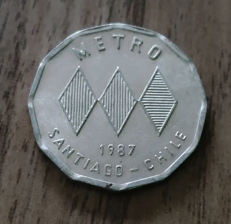 Moneda Conmemorativa Metro Santiago 1987 - 3