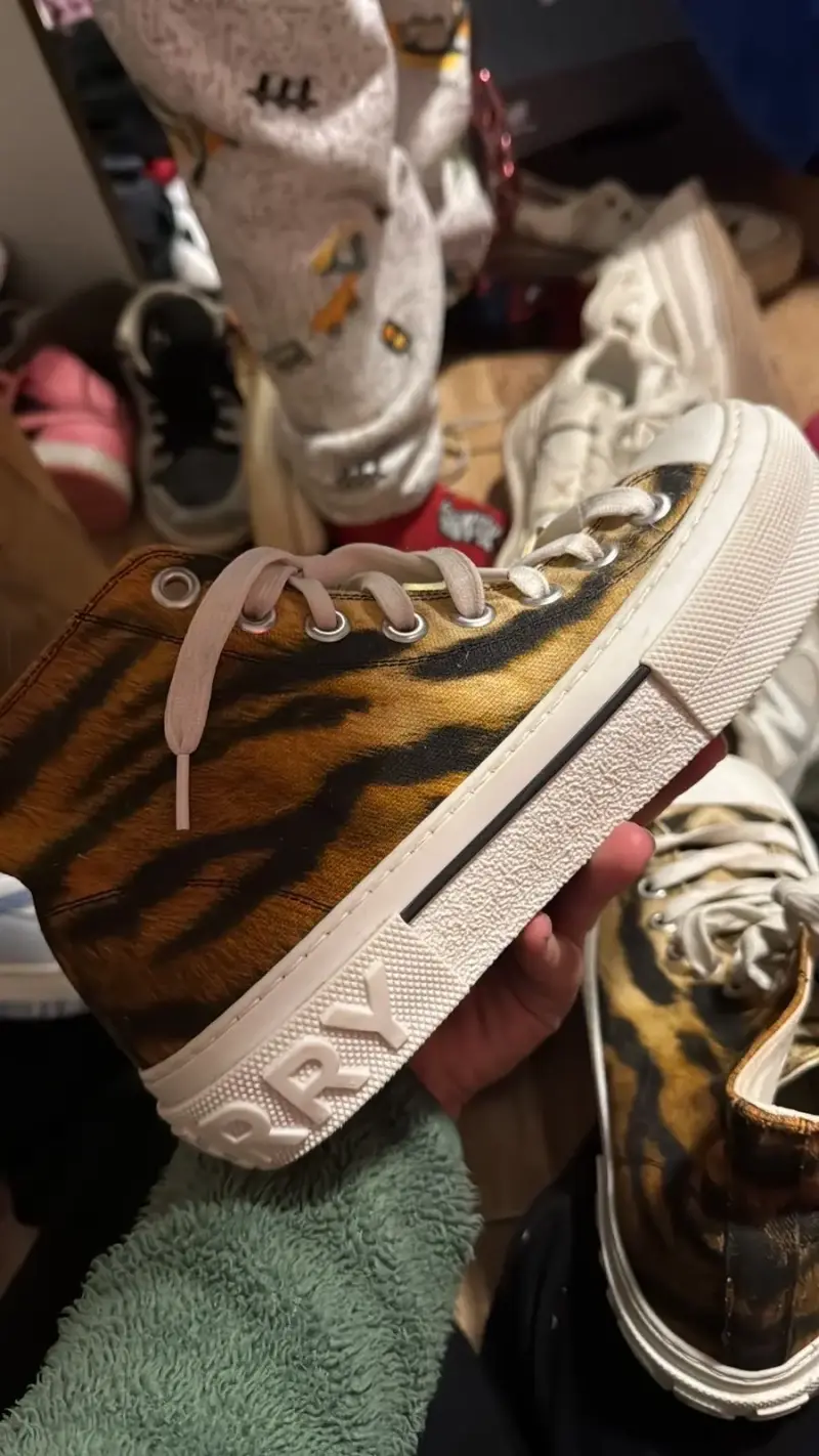 Zapatillas altas marca burberry talla 37