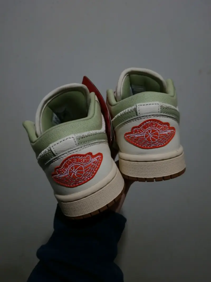 Air Jordan 1 Low SE wmns OG - 3