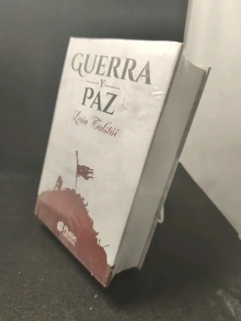 Libro Guerra y Paz de León Tolstói - 2