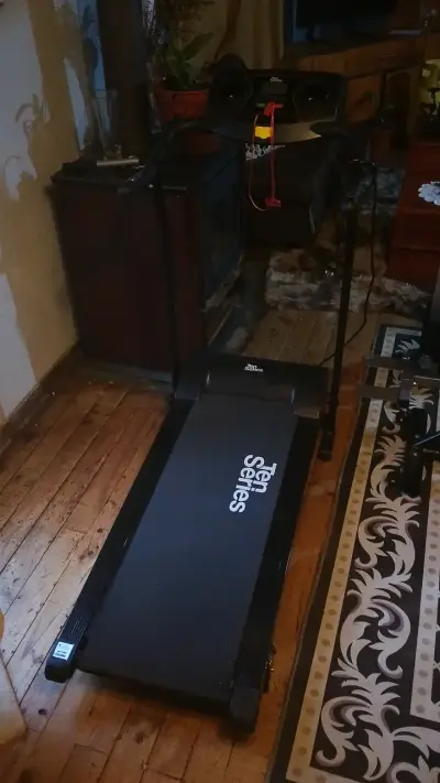 Caminadora eléctrica Ten Series en buen estado - miniatura 1