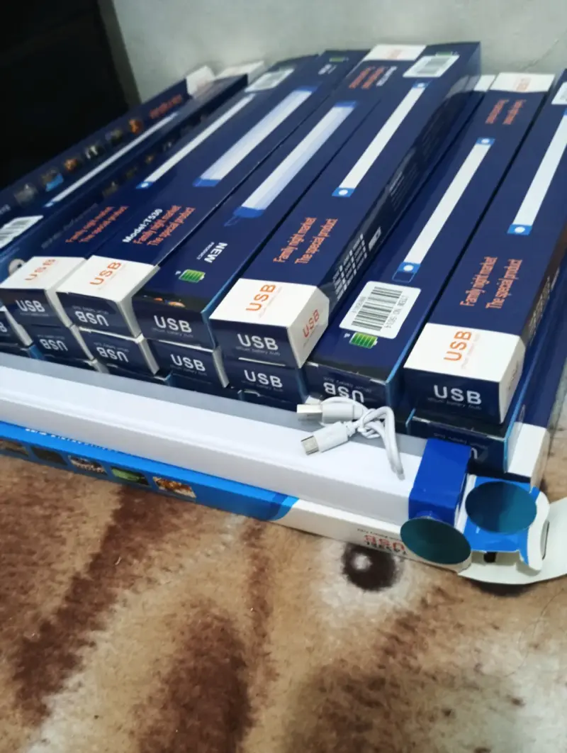Lámpara LED USB recargable portátil - 1