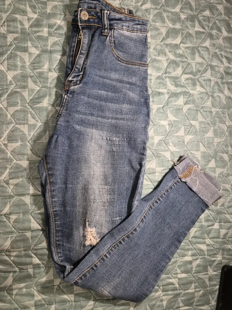 Jeans de mujer desgastados azul - 1