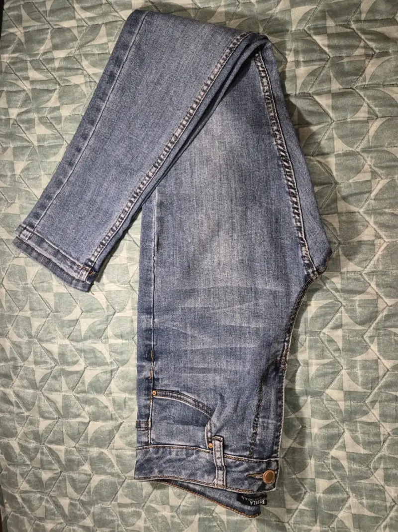 Jeans de mezclilla azul para mujer - 1