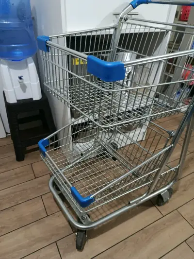 Carrito de supermercado - miniatura 1
