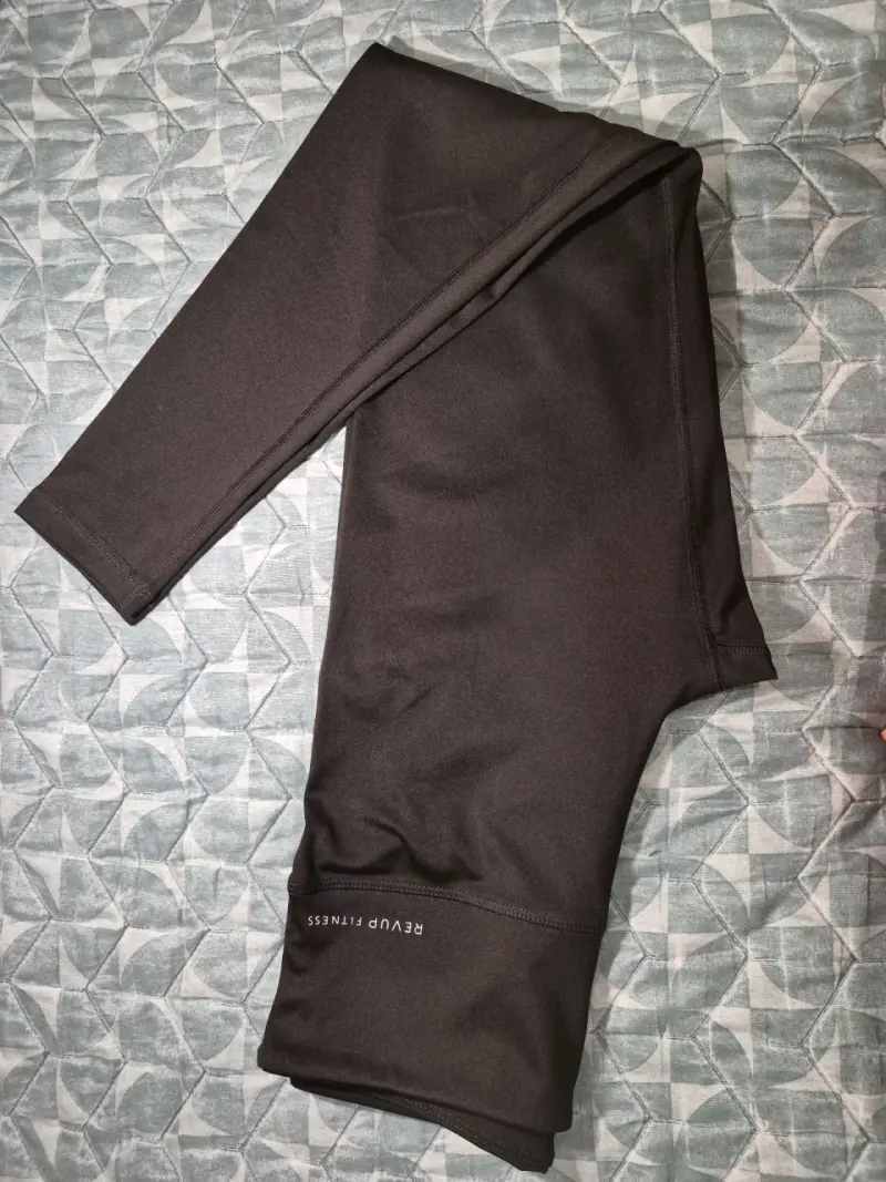 Leggings deportivo negro Revup Fitness para mujer - 2