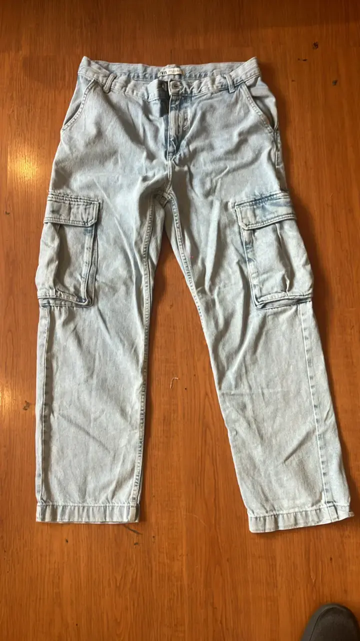 Pantalones cargo de mezclilla claros para hombre