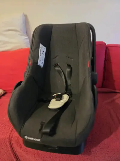 Silla de Auto Bebesit para Bebé con Base - miniatura 2