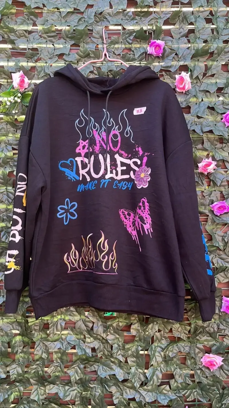Polerón con diseño gráfico 'No Rules'