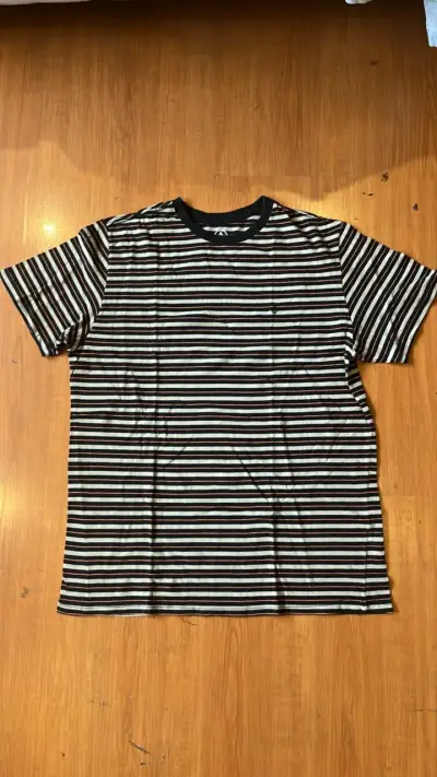 Polera a rayas Volcom talla XXL - miniatura 1