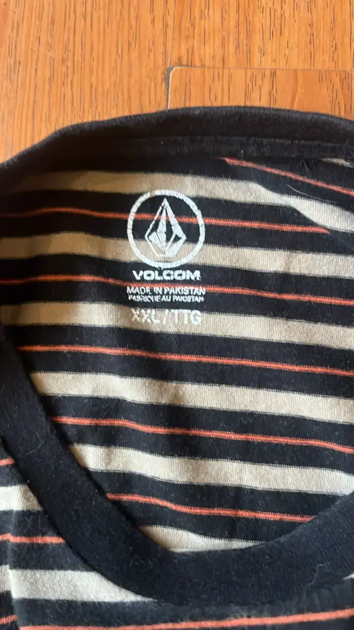 Polera a rayas Volcom talla XXL - 2