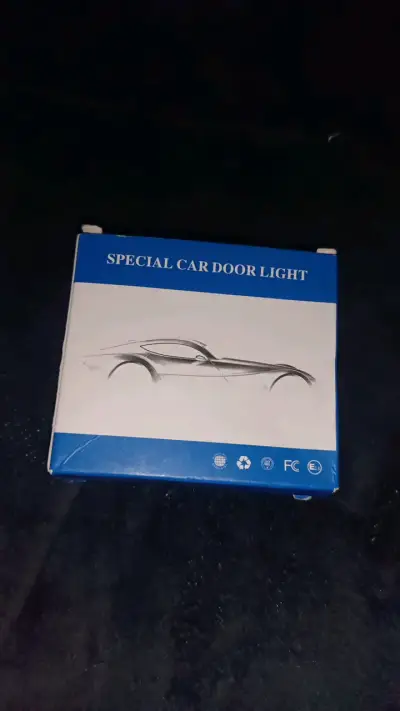 Luces LED para Puertas de Auto - miniatura 1