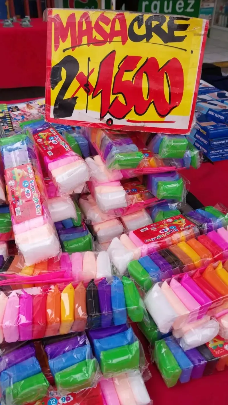 Masa de modelar colores surtidos