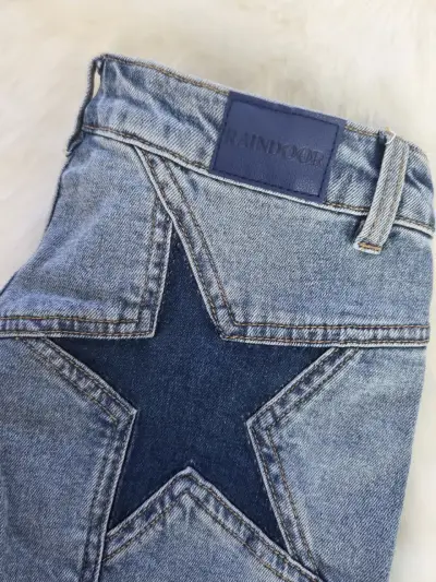 Jeans de mezclilla con estrella Raindoor - miniatura 1