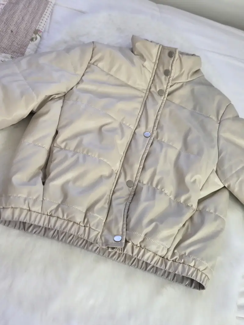 Chaqueta acolchada beige para mujer - 2