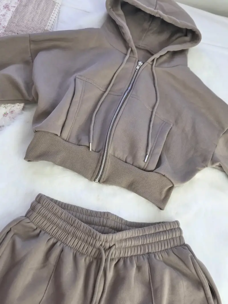 Conjunto de buzo deportivo beige unisex - 2