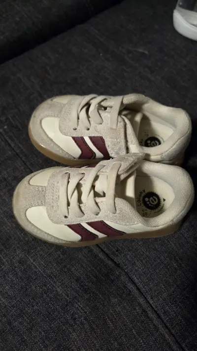 Zapatillas deportivas para niños beige y burdeos - miniatura 2