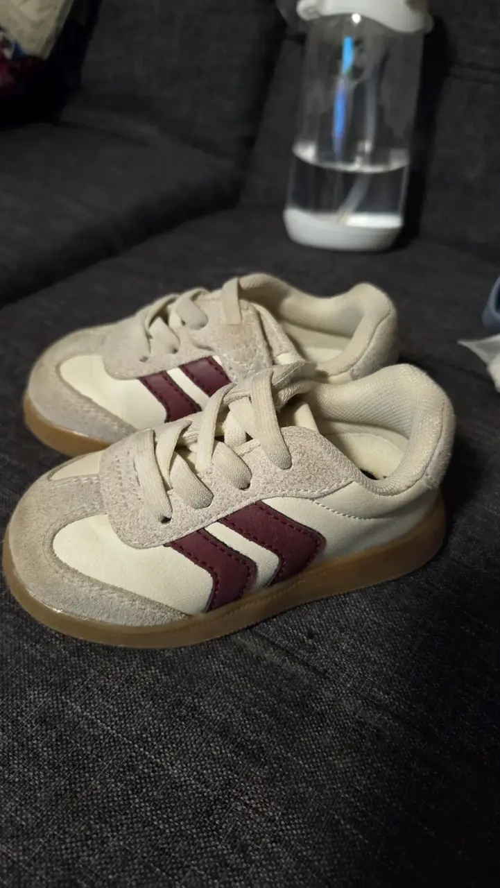 Zapatillas deportivas para niños beige y burdeos - 3
