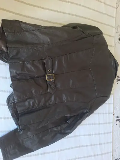 Chaqueta de cuero marrón para mujer - miniatura 5