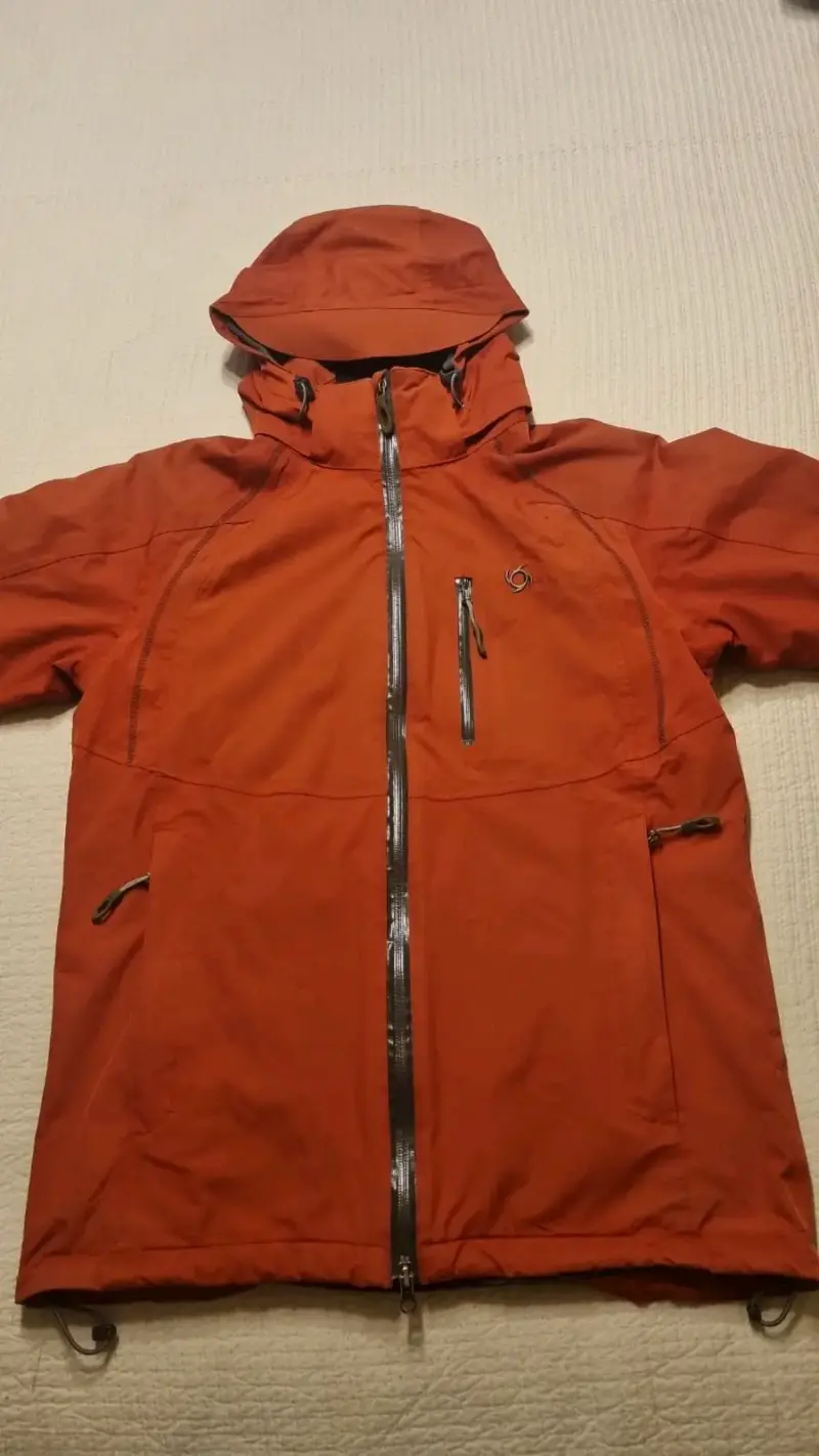 Chaqueta impermeable Doite con capucha - 1