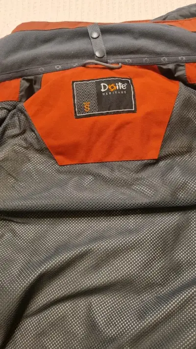 Chaqueta impermeable Doite con capucha - miniatura 3
