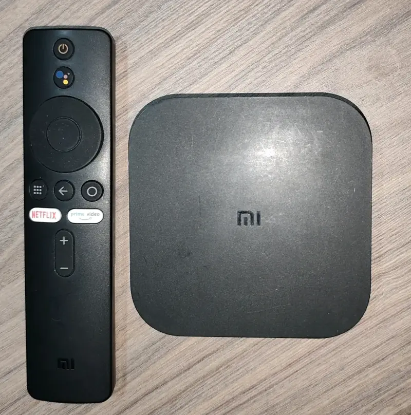 Xiaomi Mi Box S con control remoto