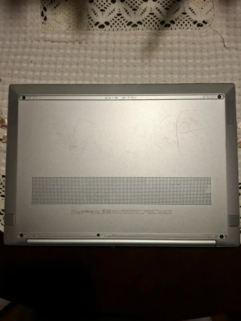 Laptop HP Pavilion Aero Ryzen 5 5600U 8GB RAM - 3