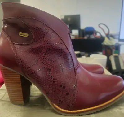 Botines de cuero burdeos con tacón alto Hebles - miniatura 2