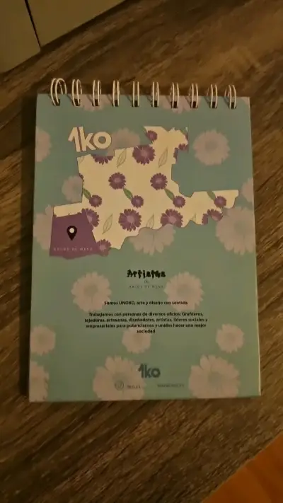 Libreta pequeña ideal para apuntes personales - miniatura 2