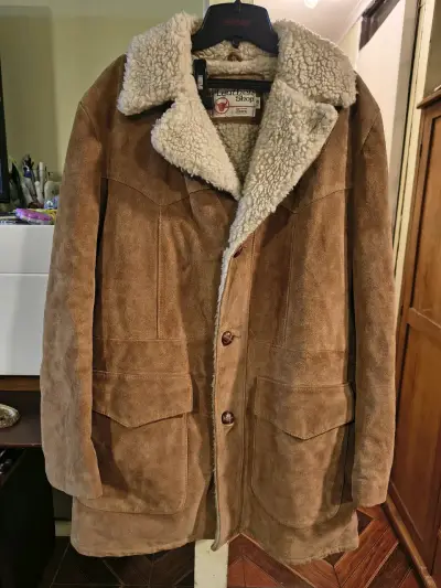 Abrigo de cuero con forro de lana para hombre - miniatura 1