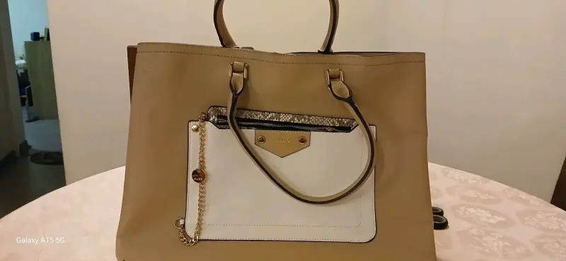 Bolso tote beige con detalle blanco Aldo - 1