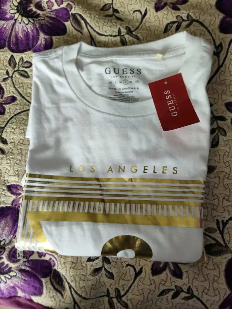 Polera Guess Los Angeles verde claro - 3