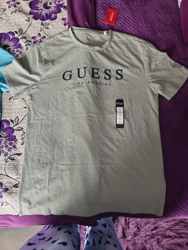 Polera Guess Los Angeles verde claro - 5