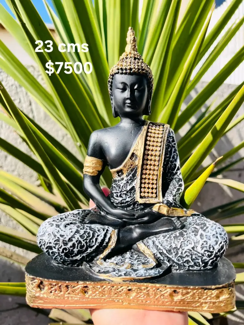 Estatuilla de Buda decorativa 23 cm - 1