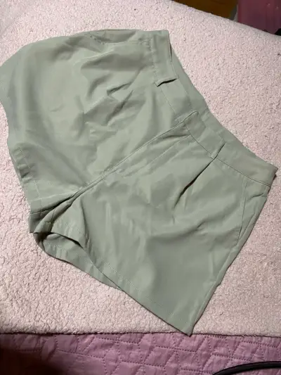 Shorts de Mujer Shein beige TALLA L - miniatura 1