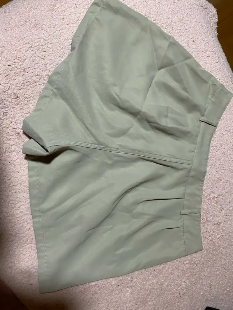 Shorts de Mujer Shein beige TALLA L - 2