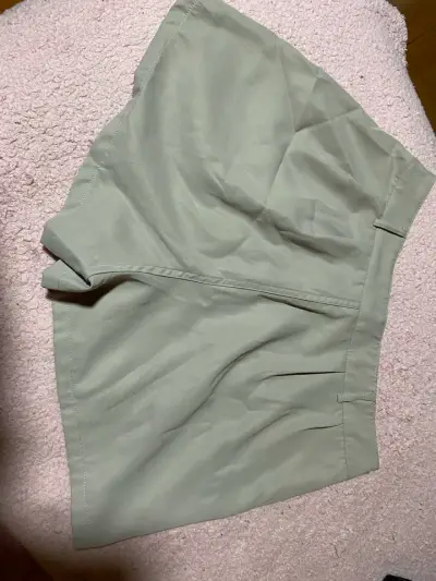 Shorts de Mujer Shein beige TALLA L - miniatura 2