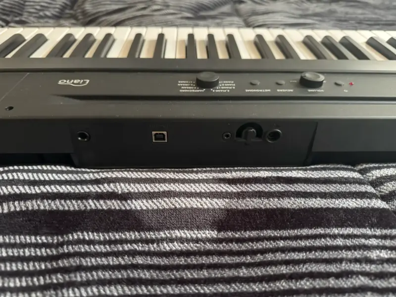 Teclado digital Korg con 88 teclas - 2