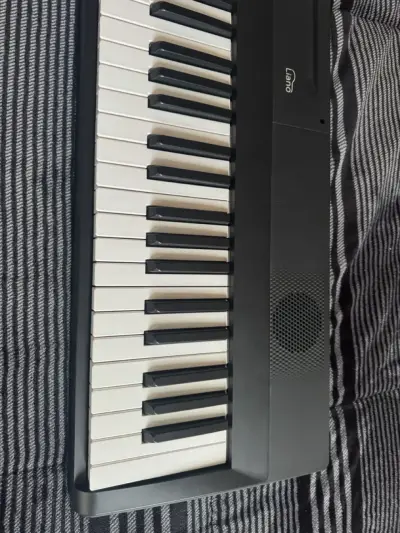 Teclado digital Korg con 88 teclas - miniatura 3