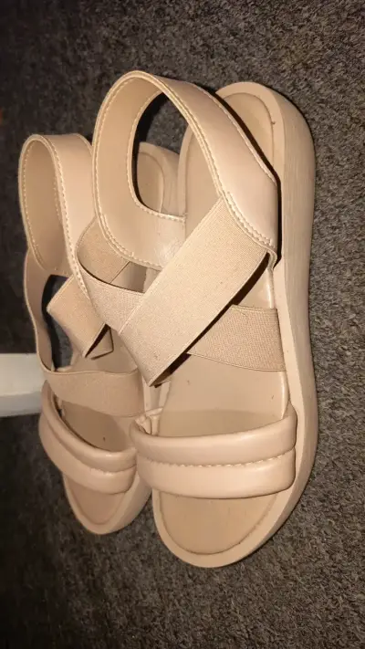 Sandalias beige Graceland con plataforma - miniatura 2