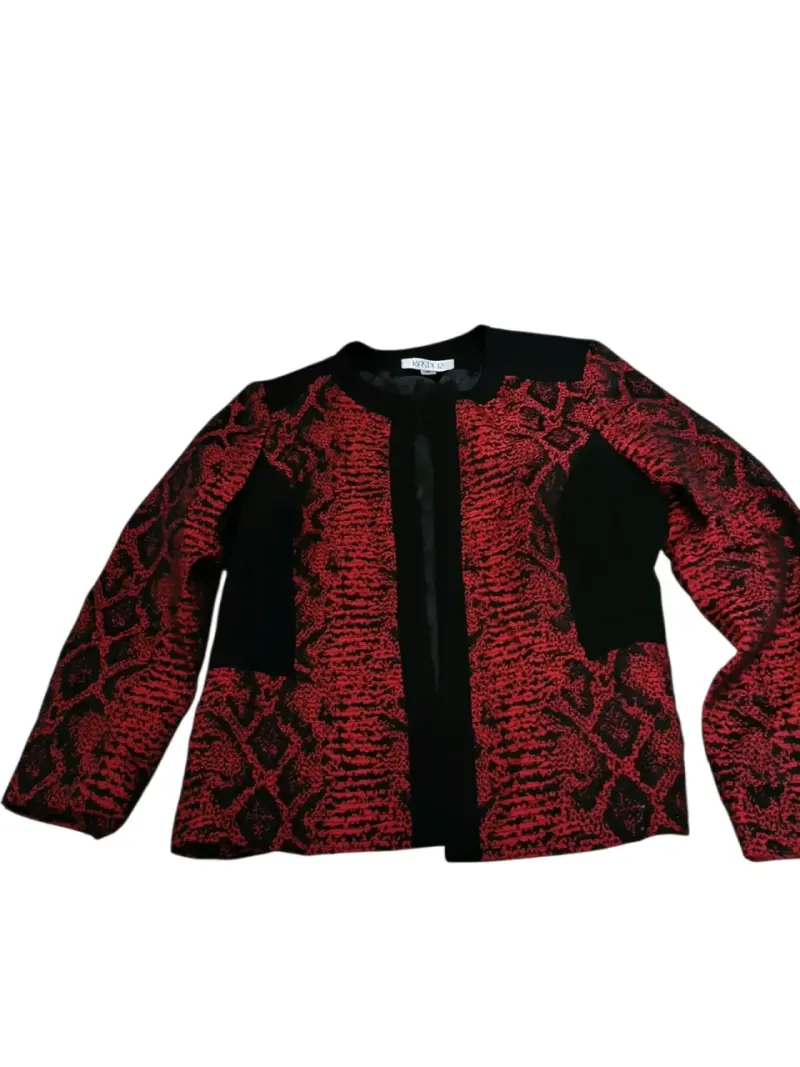 Chaqueta de mujer estampado animal rojo y negro