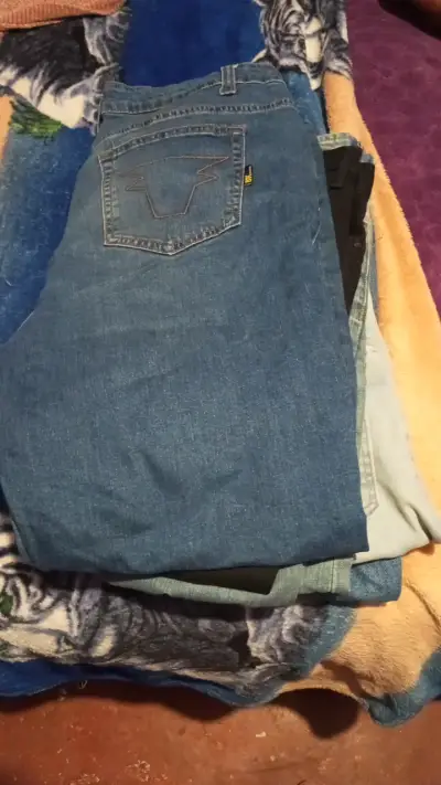 Jeans de mezclilla para hombre 5000 c/u - miniatura 1