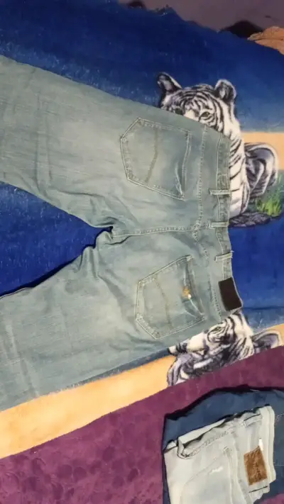 Jeans Armani en buen estado - miniatura 4