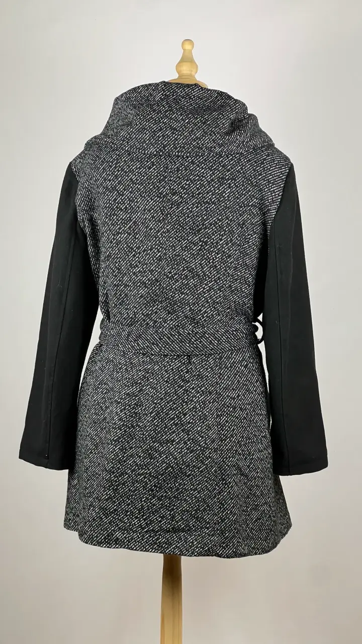 Abrigo Nicole Miller - Talla L - 4