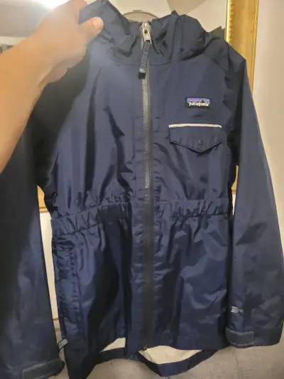 Chaqueta impermeable azul para niños Patagonia - miniatura 1
