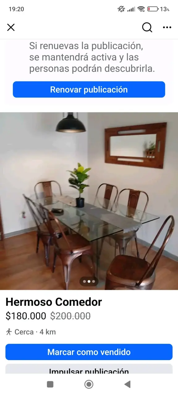Juego de Comedor de Vidrio con Sillas Tolix - 2
