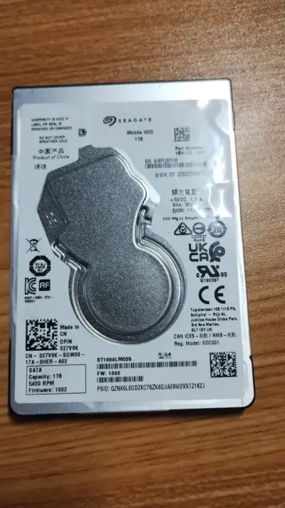 Disco Duro Seagate Laptop 2,5  1TB   COMO NUEVO - miniatura 2