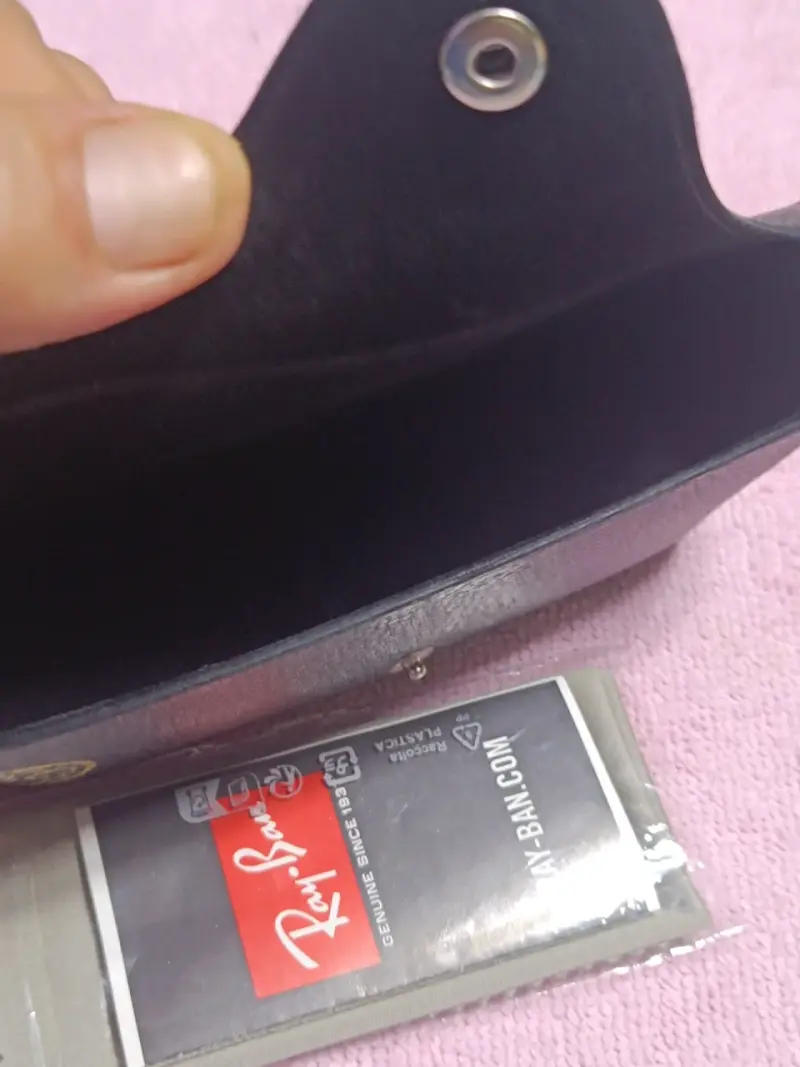 Estuche de gafas Ray-Ban con paño de limpieza - 5