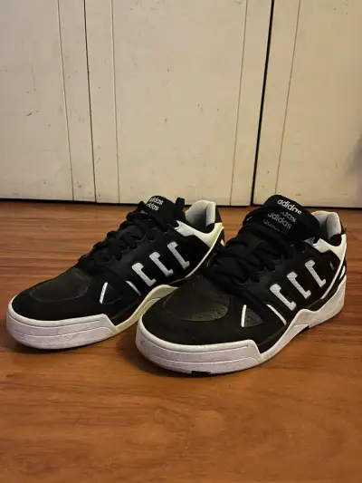 Zapatillas deportivas negras Adidas para hombre - miniatura 1